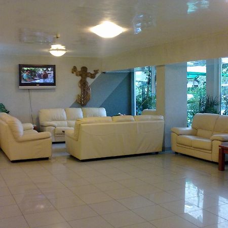 Hotel Yantra ซันนีบีช ภายนอก รูปภาพ