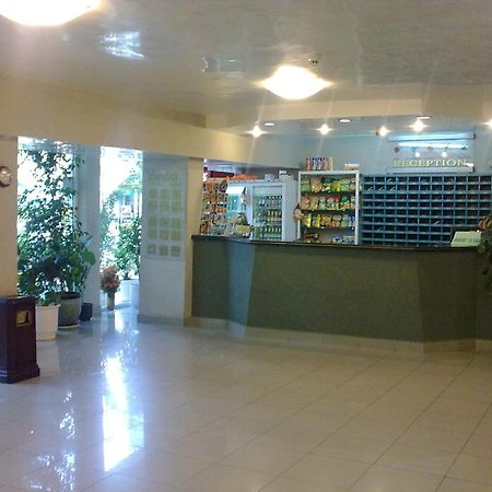 Hotel Yantra ซันนีบีช ภายนอก รูปภาพ
