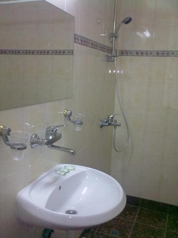 Hotel Yantra ซันนีบีช ห้อง รูปภาพ