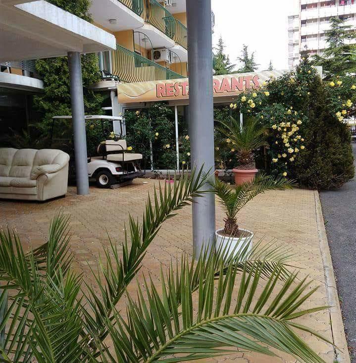 Hotel Yantra ซันนีบีช ภายนอก รูปภาพ
